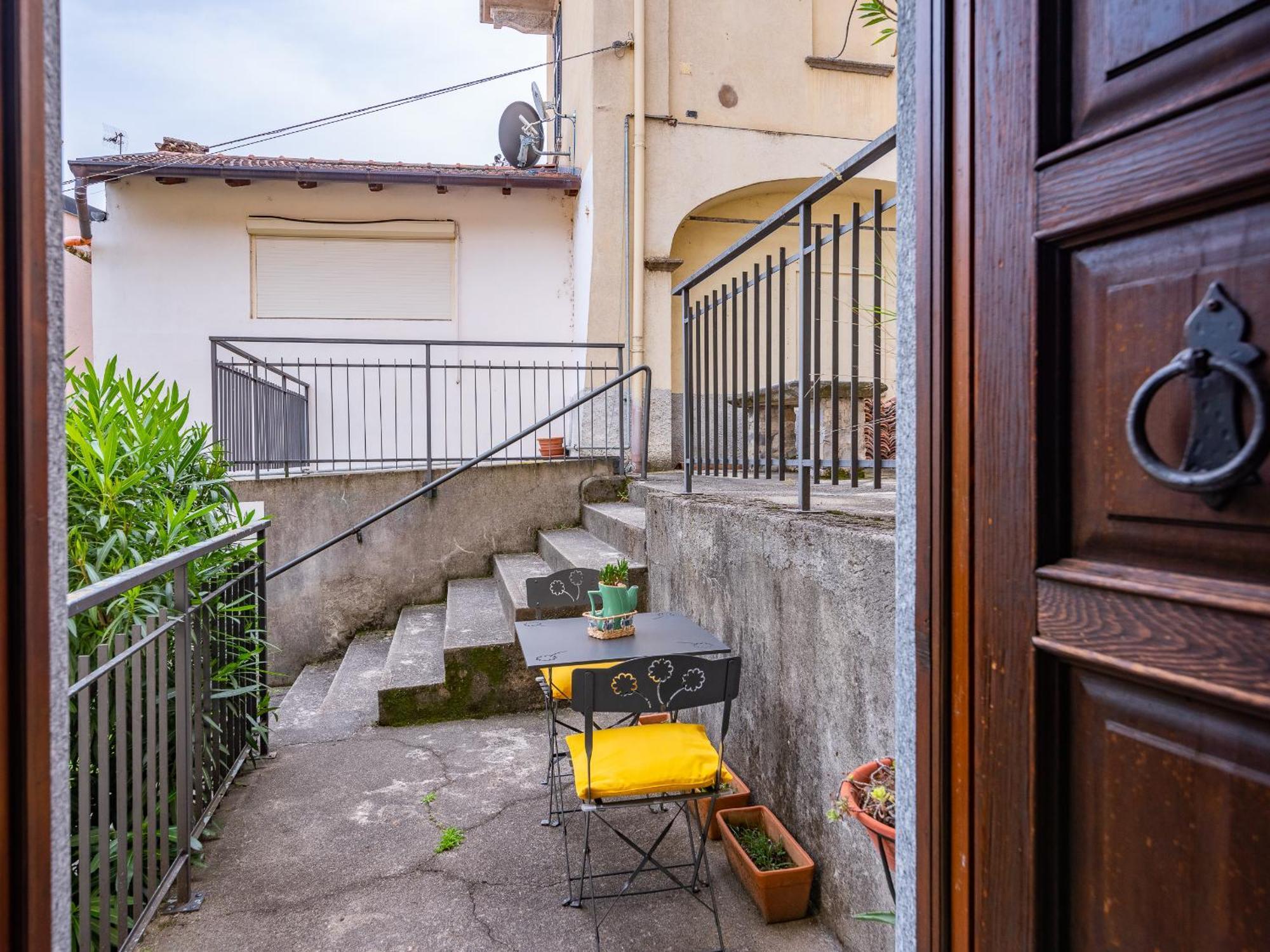 Loft - Lago Di Como Apt Menaggio Exterior photo