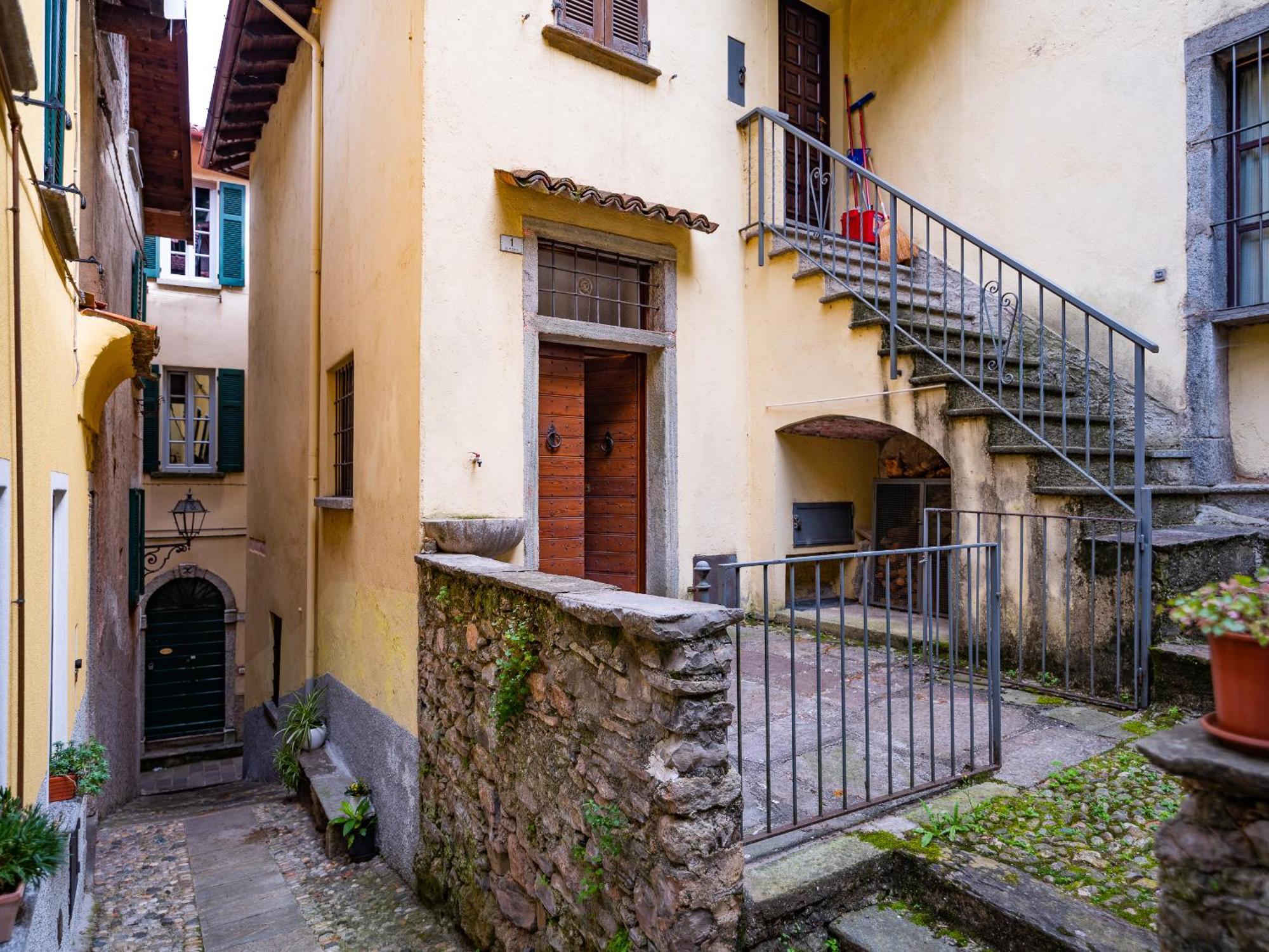 Loft - Lago Di Como Apt Menaggio Exterior photo