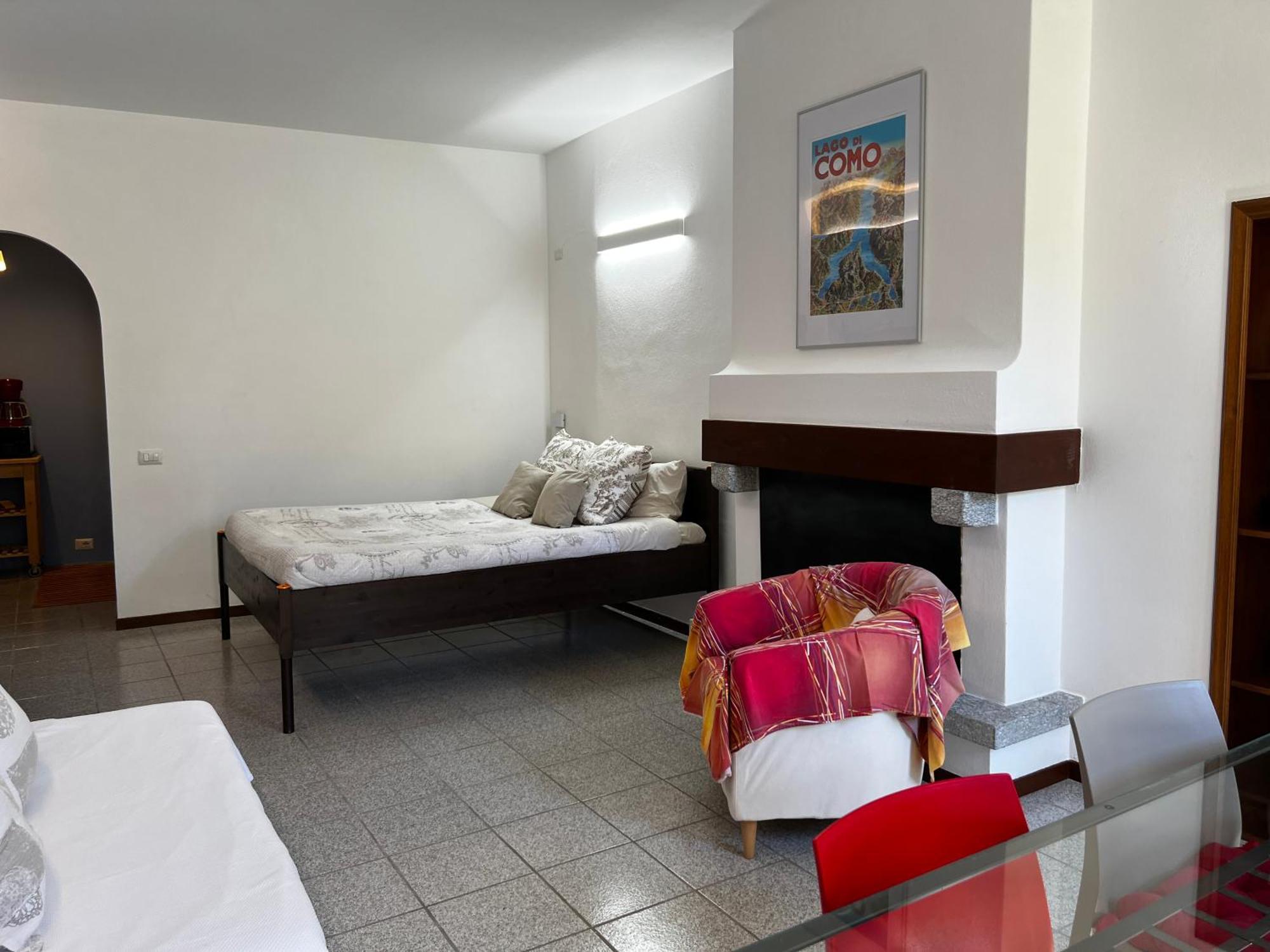 Loft - Lago Di Como Apt Menaggio Exterior photo